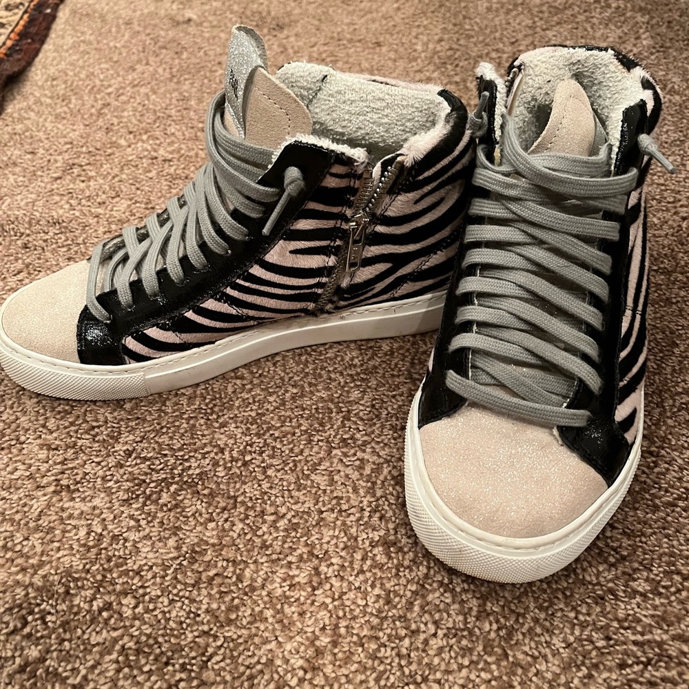 P448 animal high tops, size 36